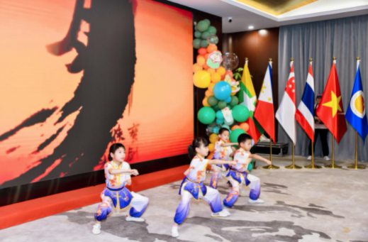 中国-东盟中心主办“手拉手 向未来” 儿童节主题交流活动