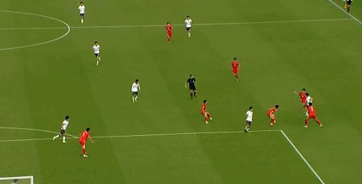 U23国足半场闷平越南！李昊又神扑，刘浩帆险送大礼，控球率65% 上半场互交白卷