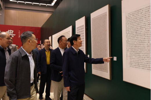 敬畏经典——罗殿龙临创楷书作品展 在中国国家画院美术馆开幕