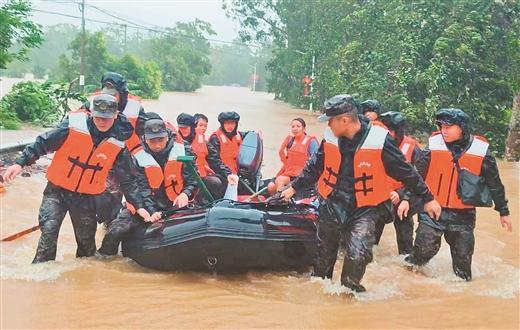 主汛期防汛进入多线作战攻坚期 严峻复杂形势考验全国