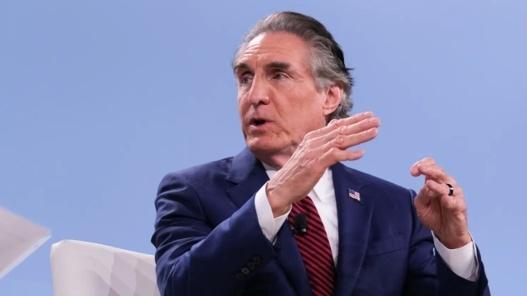 美国从委内瑞拉“带回”1亿美元黄金 引发争议与质疑