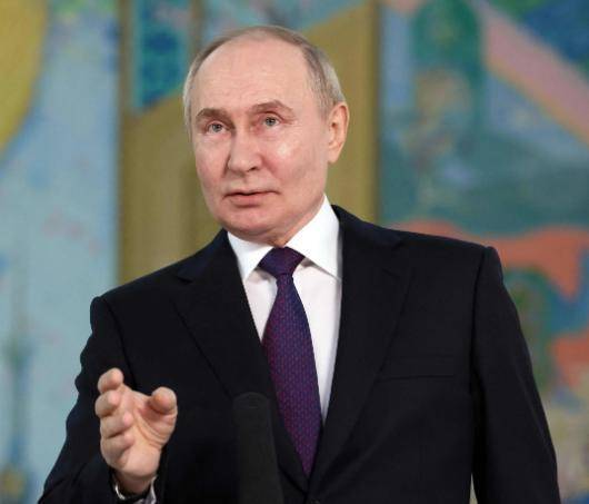 阿拉斯加重兵集结,幸亏俄留了一手 普京智慧化解危机