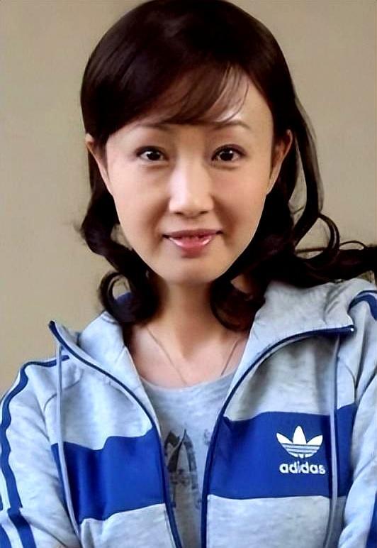 荧幕里阳光的“古西宾”被前女友控诉，保剑锋近况让东说念主唏嘘丨老牌新番 东说念主设坍塌的代价