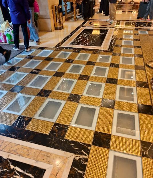 旅社修起大堂78公斤黄金砖被连夜撤走