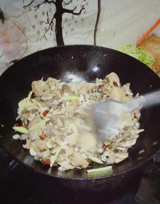 河蚌走红餐桌，蛋白质秒杀牛奶4倍，你敢不敢试？