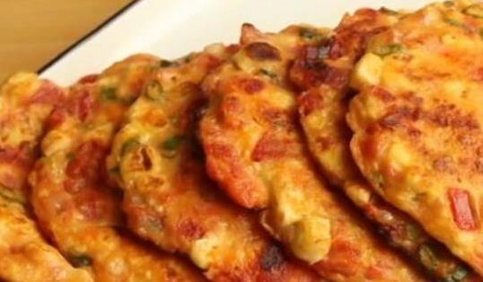 10分钟煎出营养早餐饼，番茄豆腐绝配，孩子吃完个子蹿得快