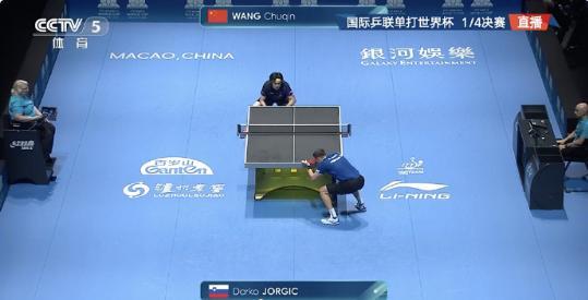 王楚钦绝地逆转晋级四强 顽强拼搏再现奇迹