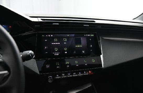 开啥车活啥样,标致408X让你与众不同?