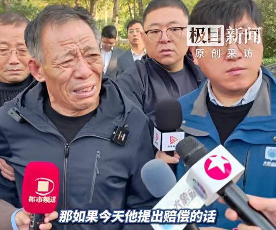 遭男友杀害护士父亲不要赔偿 拒绝谅解书