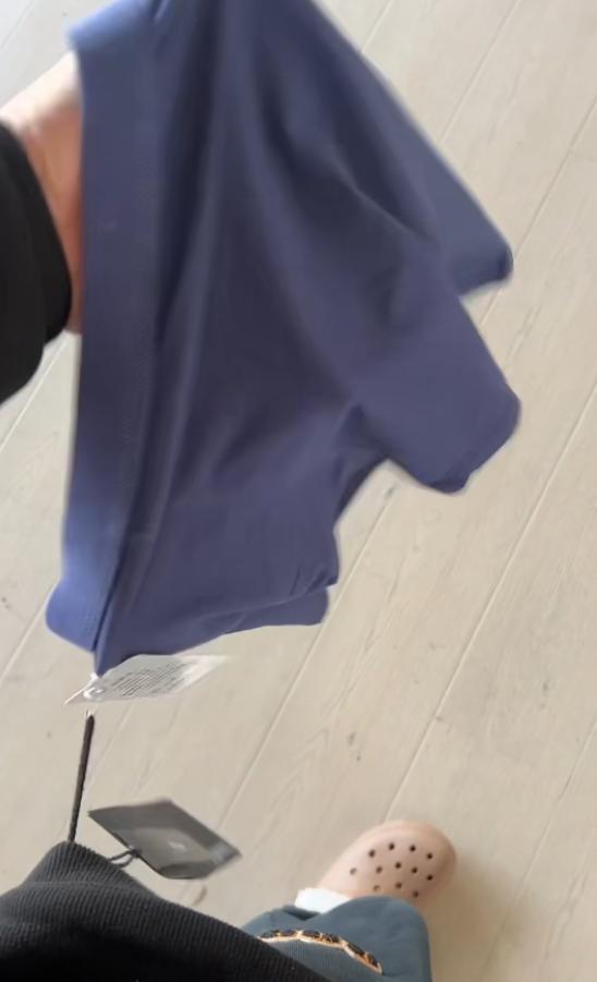 男裝店用煙灰缸做吊牌后退貨減少 創(chuàng)意吊牌走紅