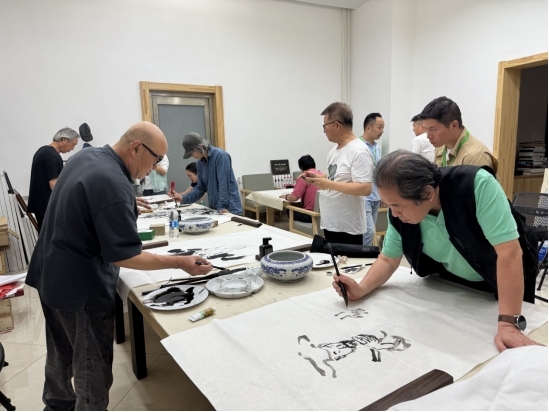 “走遍中国”探北疆文化,艺术交融中觅文化新声