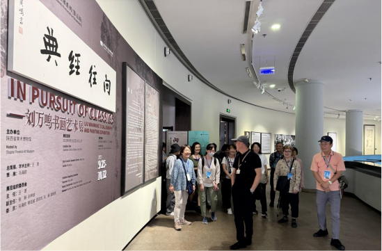 “向往经典－-刘万鸣书画艺术展”在西安陕西省美术博物馆举办