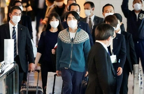 日本真子公主与丈夫赴美定居 其父母未去机场送行