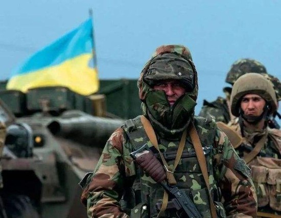 乌克兰前防长：俄军目前可以夺取乌克兰任一城市
