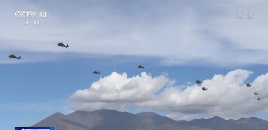 列装西藏军区陆航某部的直-20直升机