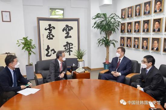 韩奥委会主席：韩方坚定支持并积极备战北京冬奥会