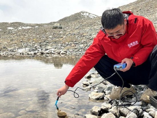 西藏：生态美旅游旺文化兴 “三张答卷”话雪域发展