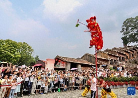 五一假期旅游消費(fèi)市場(chǎng)活力十足