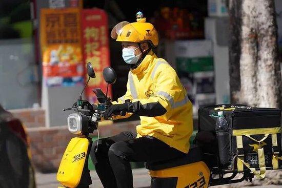 2000万外卖骑手困在新国标电动车 送餐难提速