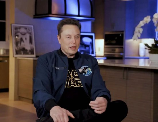 馬斯克稱自己是鋼鐵俠原型