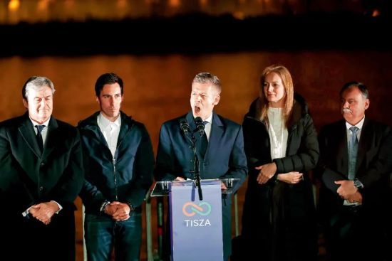 “偶像”欧尔班，落败了 蒂萨党大获全胜