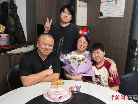 父亲节来听他们的心里话 警营里的真挚告白