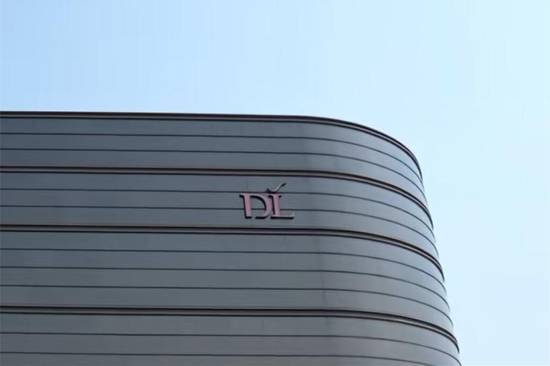 许昌胖东来老店邻居不舍落泪