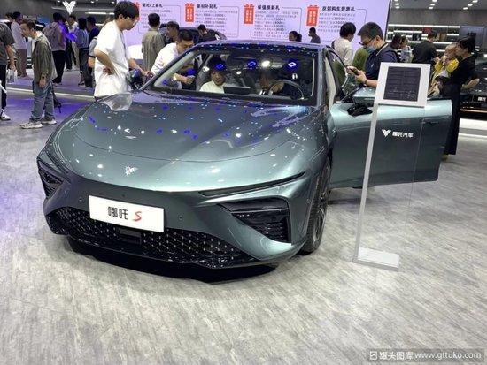 80后富豪30亿欲救哪吒 资本神话再现