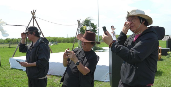 走遍中国:写生团邂逅布里亚特草原婚礼