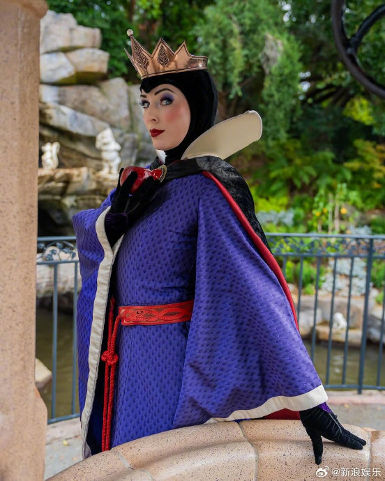 毒皇后扮演者暗示自己被迪士尼辞退