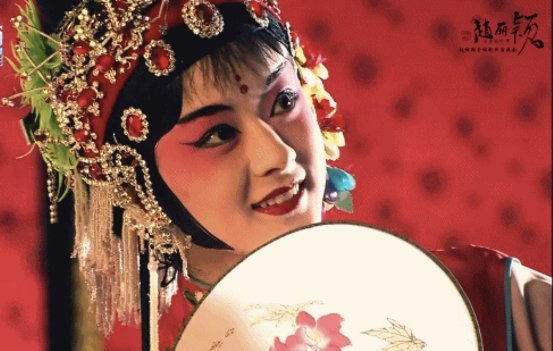热榜第一国剧女神 曾黎京剧造型荧幕处女秀