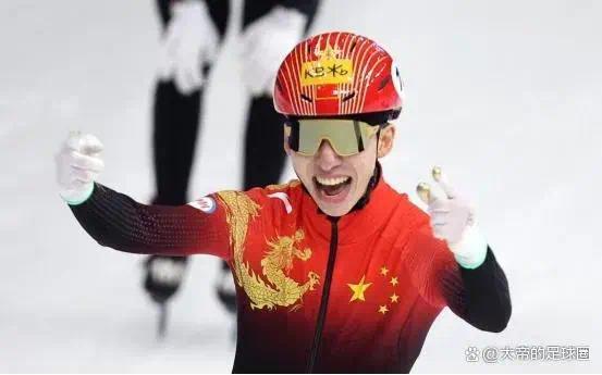 黄大宪连续对队友朴知元犯规气晕韩国人韩媒为林孝埈鸣不平