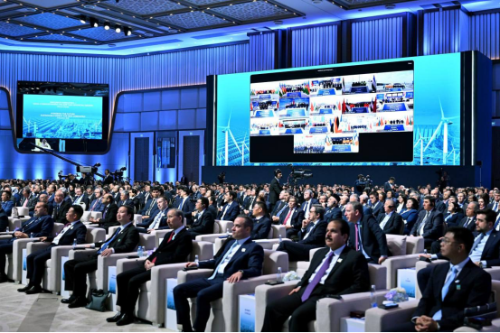 龙宇翔应邀出席乌兹别克斯坦新能源产能投运暨建设项目启动仪式