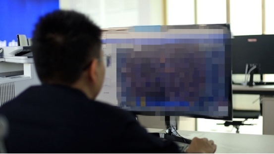 民警累計(jì)繳毒2.6噸 韌帶斷裂仍抓捕 邊境“硬漢”李秉徽