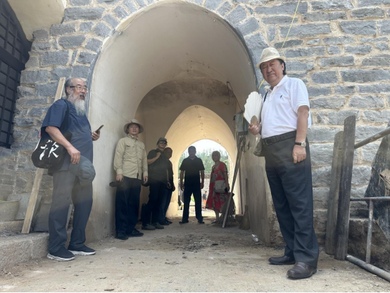 中国文促会主席杨晓阳谈“走遍中国”三省有感