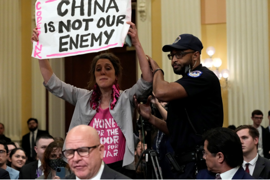 “中国不是敌人，美煽动仇恨很愚蠢”
