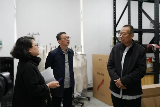 山东工艺美术学院院长潘鲁生到产教融合青岛基地调研指导工作_山东站