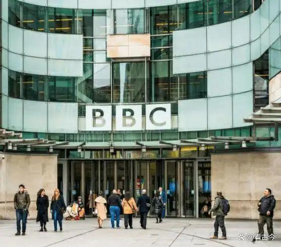 2026年我国国防支出同比增长7% 稳中求进的军费策略