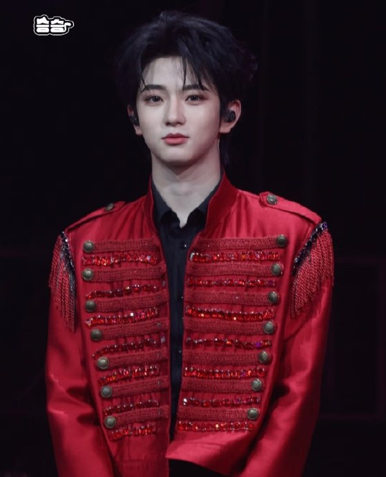 穆祉丞说成年前没节目 少年千里淀成长激勉热议