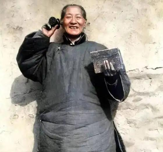倪萍喊话迟蓬：生万物大脚娘太精彩