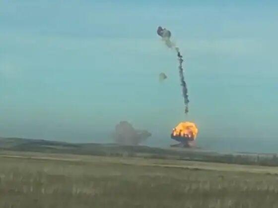 俄罗斯洲际弹道导弹爆炸画面 普京遭受重击