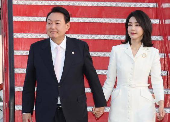 4小时讯问为何撬不开金建希的嘴