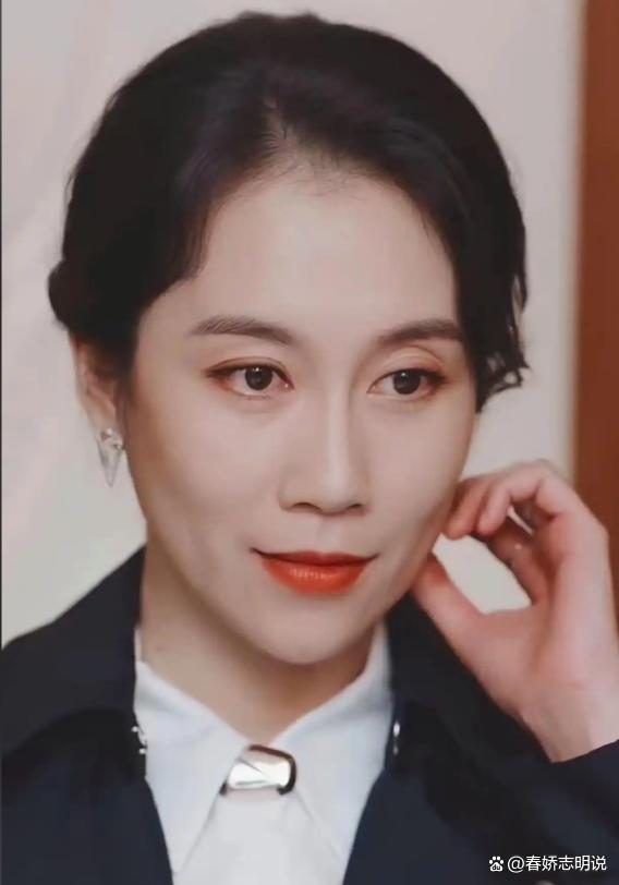 央视曝光AI假冒艺东谈主直播,温峥嵘怒怼“假我方”反被拉黑