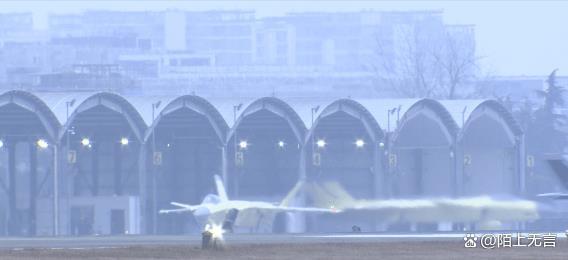 基础款歼-20还会继续生产吗 歼-20A成主流