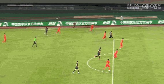 国足U24亚运队下半场突然“断电”，1-3负韩国