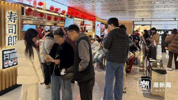 餐厅排号验SIM卡 黄牛：手里有几千张 新规难挡黄牛势头