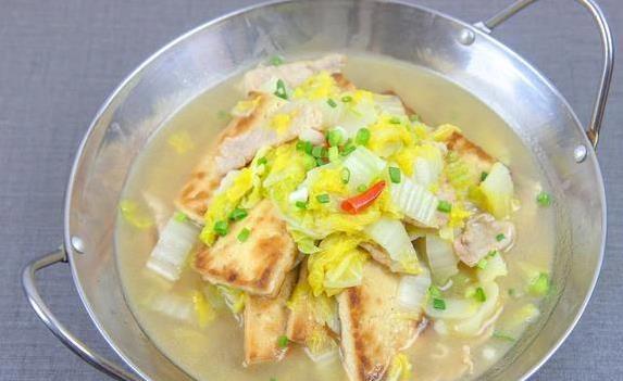 剩菜也能变大餐？煎豆腐配娃娃菜，30分钟惊艳全家
