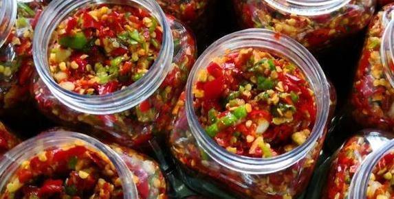 6斤红椒4斤青椒，香辣剁椒酱一周成型，吃一年不过瘾？