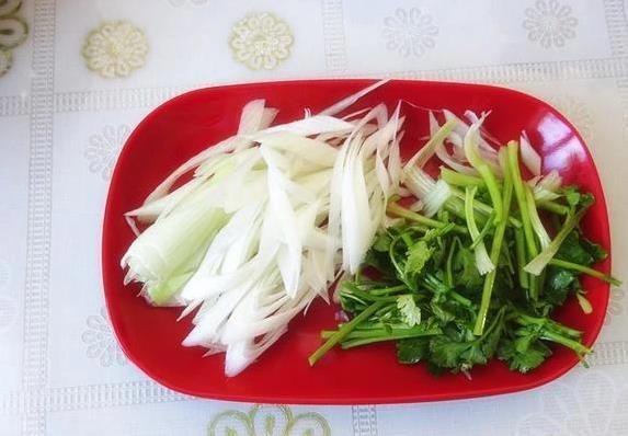 牛肉一斤57元贵得值，酱香入味全家抢，常吃孩子长高个