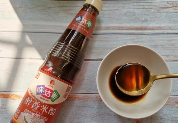 家常菜翻新，鱼香鸡蛋完胜肉丝，3步做出饭店味？